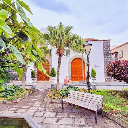 公寓 With Balcony And Sea View